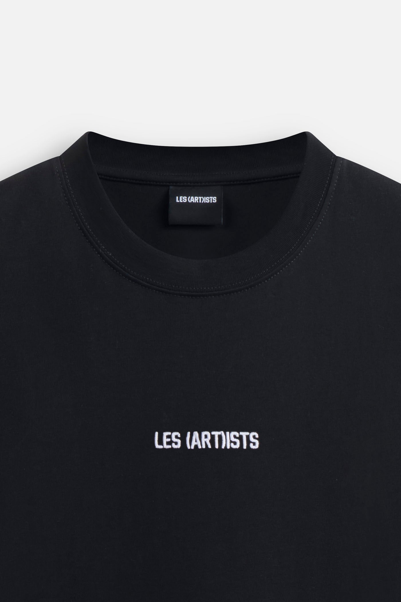 T-Shirt m/m Embroidery Essential Black